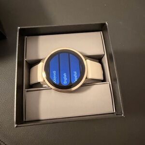 Garmin Gold Smartwatch with Cream Band